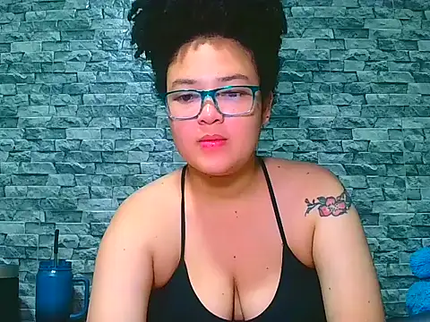 Snapshot of vanellope12 chatting on 29, 3, 2026 vanellope12 online show from 29, 3, 2026