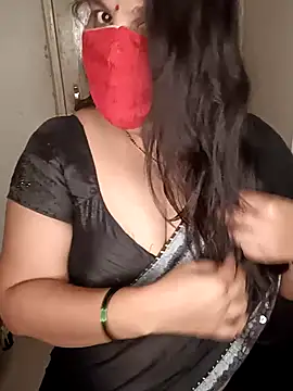 Snapshot of Love-priya chatting on 28, 12, 2024 Love-priya online show from 28, 12, 2024