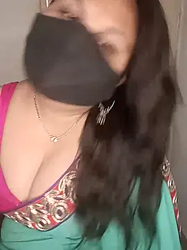 Snapshot of Love-priya chatting on 22, 3, 2025 Love-priya online show from 22, 3, 2025