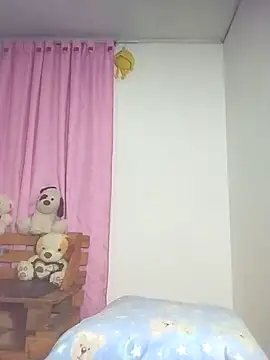 Snapshot of KATYGONZALEZ chatting on 19, 12, 2025 KATYGONZALEZ online show from 19, 12, 2025