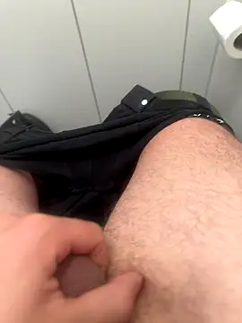 Snapshot of Miko075 chatting on 19, 9, 2025 Miko075 online show from 19, 9, 2025