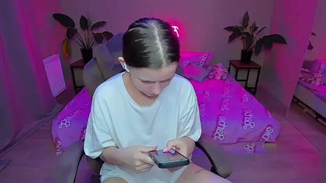 HelloRoxy online show from 11, 1, 2025