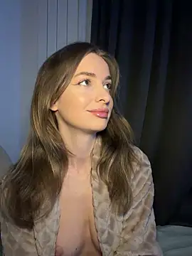 Snapshot of EvieEvans chatting on 26, 4, 2026 EvieEvans online show from 26, 4, 2026