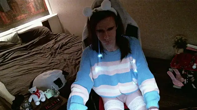 izilizi 23 online show from 11, 12, 2024