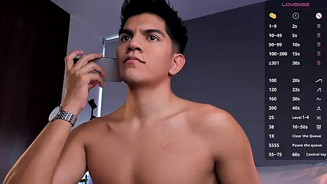 santiago 01 online show from 7, 4, 2026