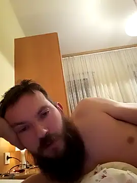 Snapshot of Klinsch chatting on 24, 11, 2025 Klinsch online show from 24, 11, 2025