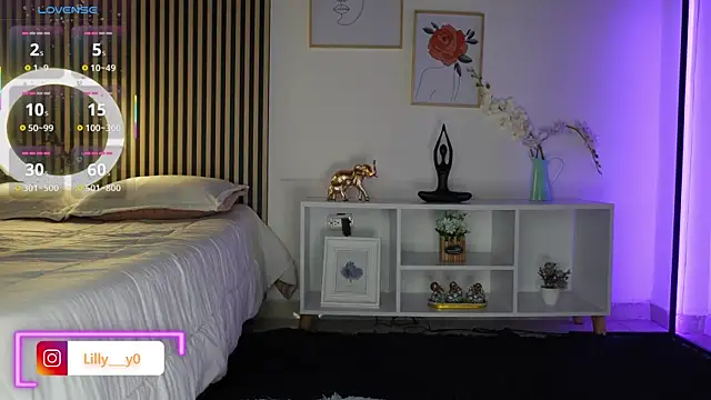 LillyDolls23 online show from 20, 9, 2025