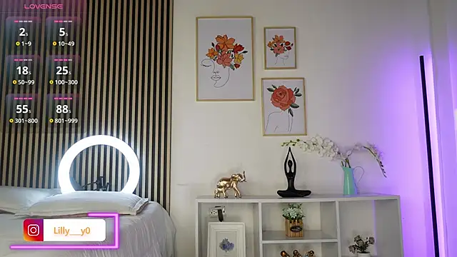 LillyDolls23 online show from 2, 12, 2025