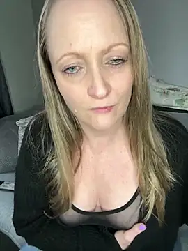 HoneyBluex online show from 12, 2, 2025