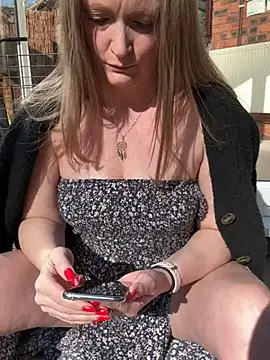 HoneyBluex online show from 3, 3, 2025