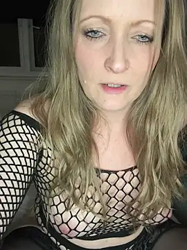 HoneyBluex online show from 10, 3, 2025