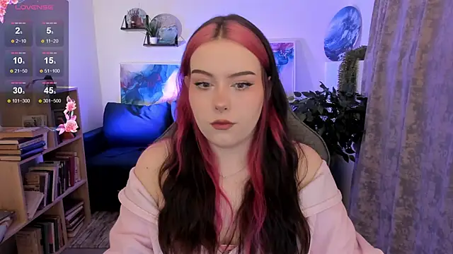 CoralineKeyns online show from 14, 4, 2026