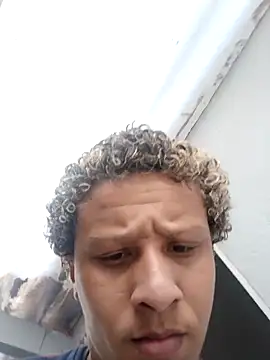 Snapshot of Nicolaskribeiro chatting on 14, 11, 2025 Nicolaskribeiro online show from 14, 11, 2025