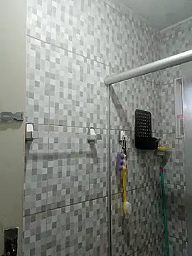 Nicolaskribeiro online show from 1, 4, 2026