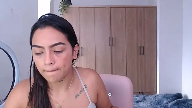 fairylatin222 online show from 13, 2, 2025