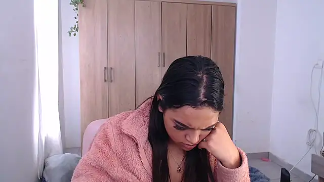 fairylatin222 online show from 17, 2, 2025