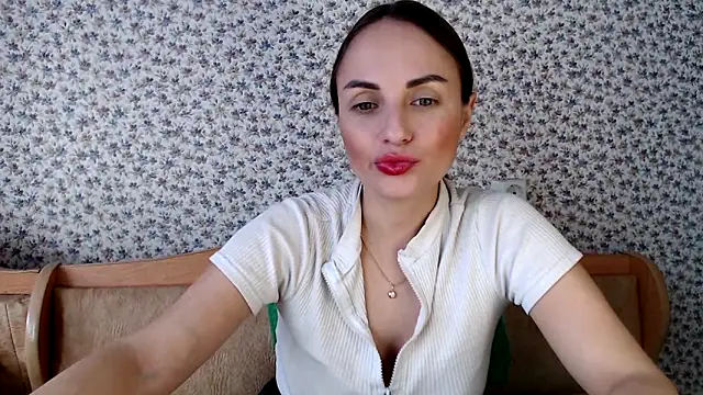 Snapshot of Tinadream20 chatting on 25, 9, 2025 Tinadream20 online show from 25, 9, 2025