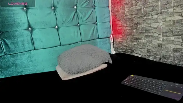 Cloee66 online show from 17, 10, 2025