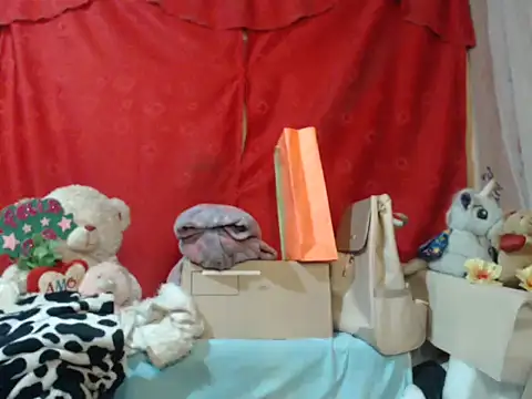 Snapshot of hottieperla chatting on 17, 11, 2025 hottieperla online show from 17, 11, 2025