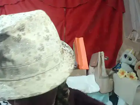 Snapshot of hottieperla chatting on 24, 11, 2025 hottieperla online show from 24, 11, 2025