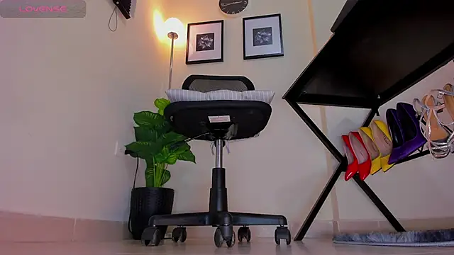 Snapshot of Vero_Starxx chatting on 25, 6, 2026 Vero Starxx online show from 25, 6, 2026