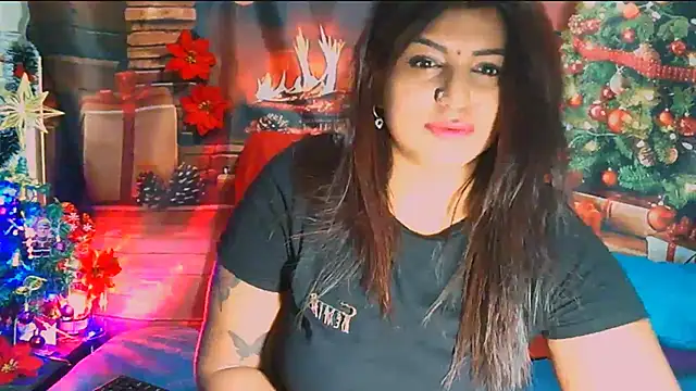 Snapshot of RoyalIndianCreamPuff chatting on 14, 12, 2024 RoyalIndianCreamPuff online show from 14, 12, 2024