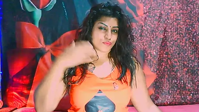 Snapshot of RoyalIndianCreamPuff chatting on 9, 1, 2025 RoyalIndianCreamPuff online show from 9, 1, 2025