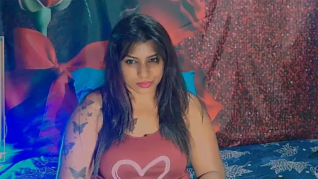 Snapshot of RoyalIndianCreamPuff chatting on 1, 2, 2025 RoyalIndianCreamPuff online show from 1, 2, 2025