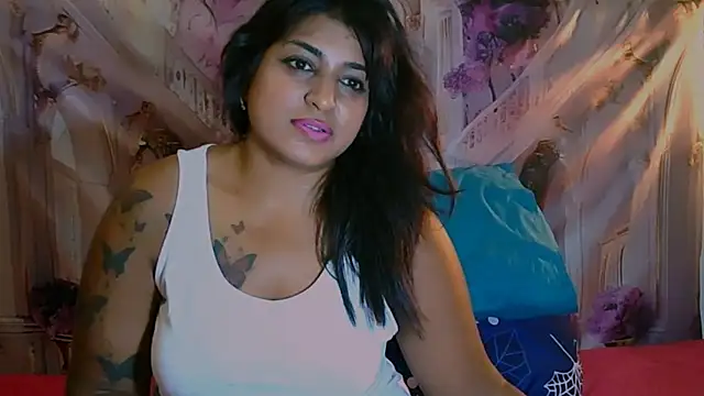 RoyalIndianCreamPuff online show from 8, 2, 2026