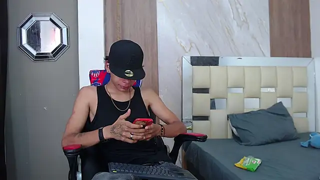 Snapshot of Harry_jhonsson chatting on 17, 5, 2026 Harry jhonsson online show from 17, 5, 2026