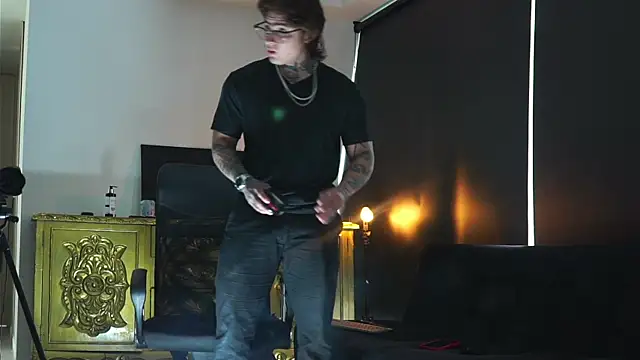 dantecoppolaa  online show from 20, 9, 2025