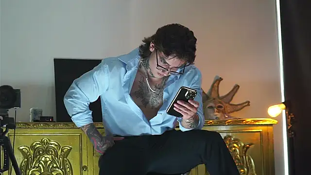 dantecoppolaa  online show from 27, 9, 2025