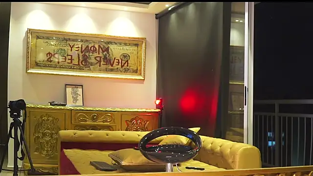 dantecoppolaa  online show from 14, 1, 2026