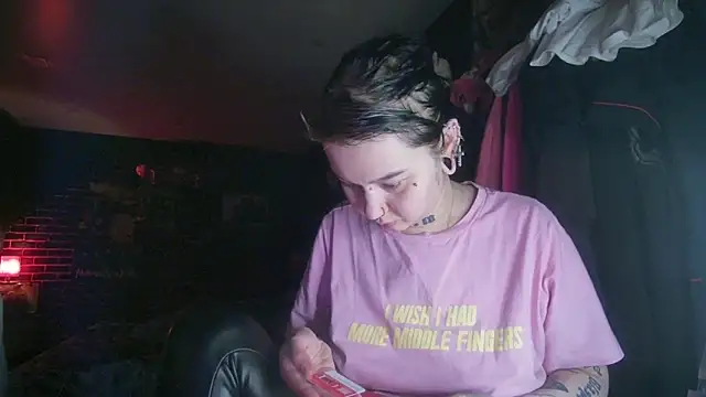 MoorderxDoll online show from 31, 1, 2025