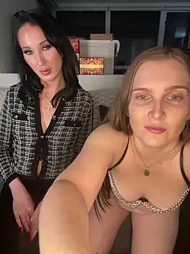 Snapshot of NemesisXSky chatting on 3, 2, 2025 NemesisXSky online show from 3, 2, 2025