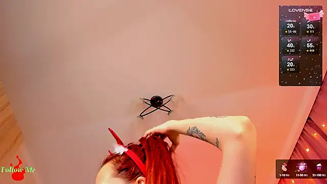 Snapshot of LeylaNoiry chatting on 25, 12, 2024 LeylaNoiry online show from 25, 12, 2024
