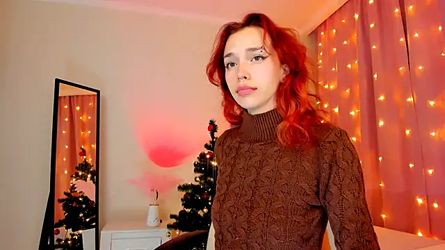 Snapshot of LeylaNoiry chatting on 25, 12, 2024 LeylaNoiry online show from 25, 12, 2024