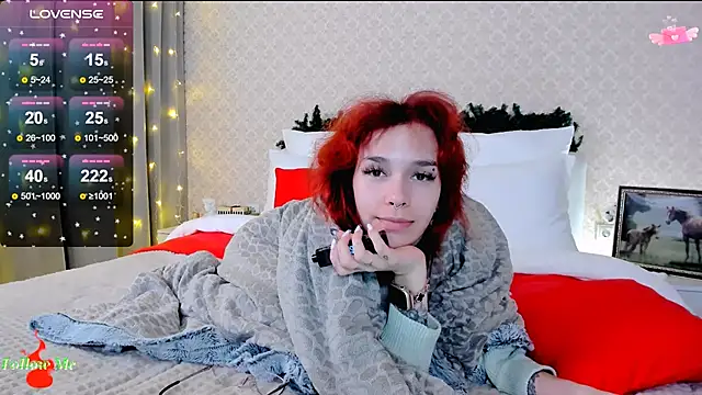 Snapshot of LeylaNoiry chatting on 2, 1, 2025 LeylaNoiry online show from 2, 1, 2025