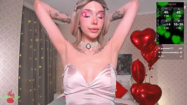 Snapshot of LeylaNoiry chatting on 14, 2, 2025 LeylaNoiry online show from 14, 2, 2025