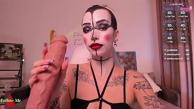 Snapshot of LeylaNoiry chatting on 26, 2, 2025 LeylaNoiry online show from 26, 2, 2025