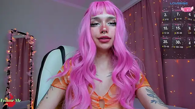 Snapshot of LeylaNoiry chatting on 17, 3, 2025 LeylaNoiry online show from 17, 3, 2025