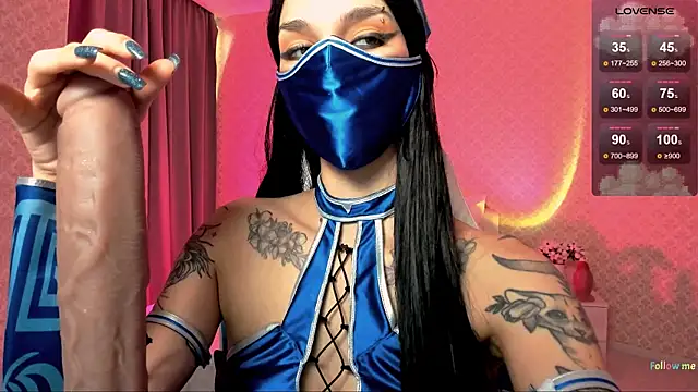 Snapshot of LeylaNoiry chatting on 9, 10, 2025 LeylaNoiry online show from 9, 10, 2025