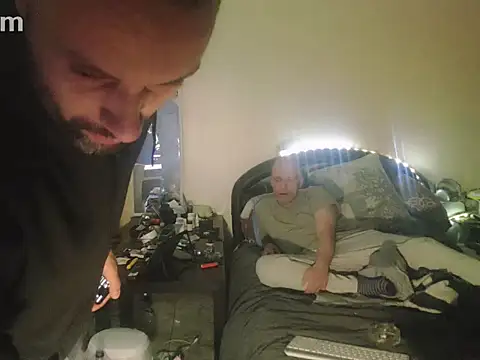 Terizizz online show from 9, 4, 2026