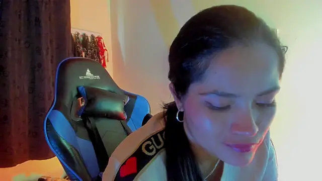 Snapshot of scarlet-kennedy98 chatting on 30, 10, 2025 scarlet-kennedy98 online show from 30, 10, 2025