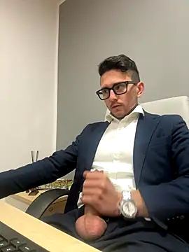 Snapshot of masterboss_ chatting on 28, 11, 2025 masterboss online show from 28, 11, 2025