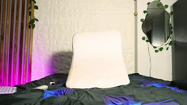 Snapshot of argiee_taylorxs2 chatting on 18, 3, 2025 argiee taylorxs2 online show from 18, 3, 2025