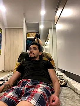 aangie  uwu online show from 27, 10, 2025