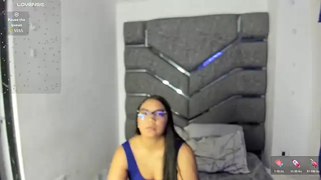 Snapshot of Latinos_couples chatting on 4, 8, 2026 Latinos couples online show from 4, 8, 2026