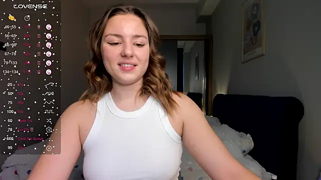 ThreeshaWhite online show from 26, 2, 2025