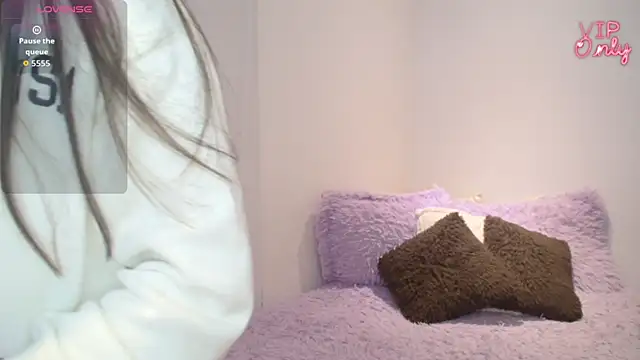 Snapshot of Maiaa_evans chatting on 8, 5, 2026 Maiaa evans online show from 8, 5, 2026